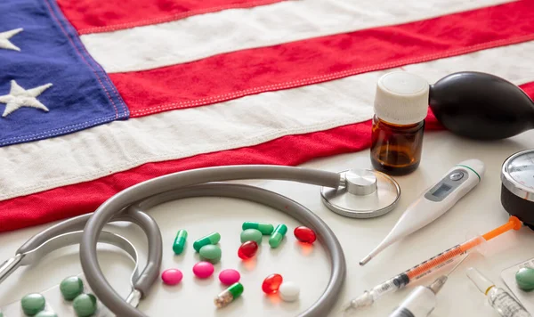 Usa Health Care Medical Equipment Medicine America Flag Closeup View — Stock Photo, Image