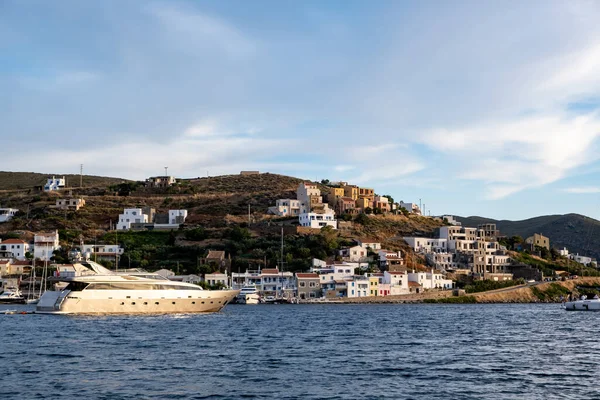 Isla Kea Tzia Destino Vacaciones Verano Grecia Yates Lujo Color — Foto de Stock