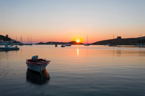 Kea Tzia Island Cyclades Greece Vourkari Marina Sunset Sailboats Sky — Stock Photo, Image