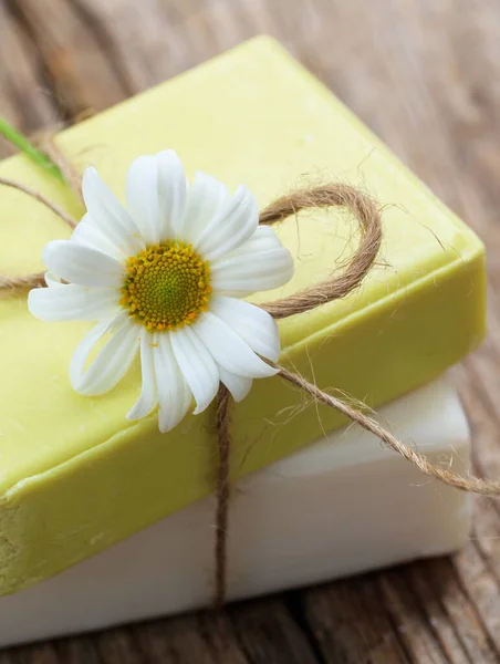 Homemade Chamomile Soaps White Yellow Color Handmade Soap Bars Closeup — Stock Photo, Image