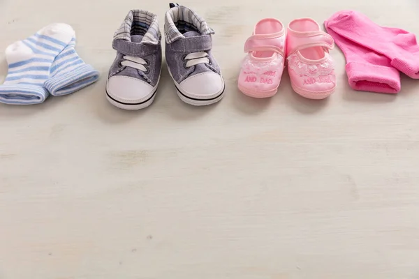 Concept De Douche Pour Bebe Garcon Sur Fond Jaune Vif Espace De Copie Vue De Dessus Contexte Nouveau Ne Stock Photo Concept De Douche Pour Bebe Garcon Sur Fond Jaune Vif Espace De Copie Vue De Dessus Contexte Nouveau Ne Stock Photo