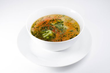 Sebze çorbası. Bir tabak İtalyan mutfağı. Mevsimlik sebzelerden oluşan hafif bir çorba. Ana malzemeler baklagiller, soğanlar, kereviz, havuç, et suyu ve domates. Bileşimi et ya da et suyu olarak kullanılabilir..