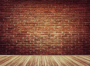 Arka plandaki eski tuğla duvar
