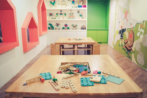 Εσωτερικό Του Πολύχρωμο Δωμάτιο Παιχνιδιού Για Παιδιά — Φωτογραφία Αρχείου