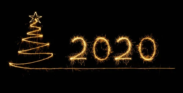 2020 Escrito Con Fuegos Artificiales Chispa — Foto de Stock