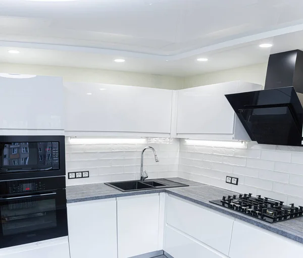 Vista Interior Elegante Cocina Blanco Negro — Foto de Stock