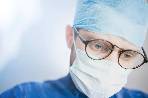 Thoughtful Look Male Doctor Uniform Glasses Concept Hard Work Medicine — Stock Photo, Image