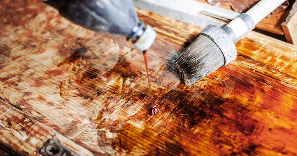 Vernice Epossidica Lavorazione Prodotti Legno Mobili Fatti Mano — Foto Stock