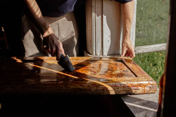 Lavorazione Legno Con Vernice Epossidica Restauro Accessori Legno Retrò — Foto Stock