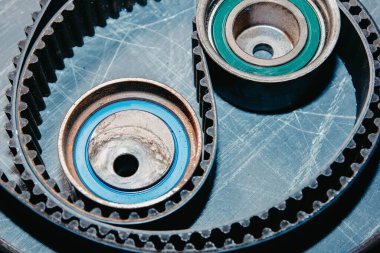 Araba için zamanlayıcı ve gerilim silindirleri