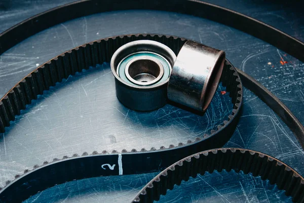 Araba için zamanlayıcı ve gerilim silindirleri