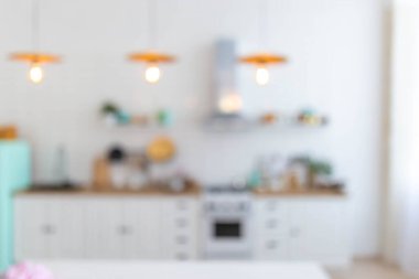 Modern mutfak ışığı renklerinin bulanık arkaplanı.