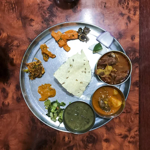 Зверху Вниз Подання Непальська Thali Блюдо Обіду — стокове фото