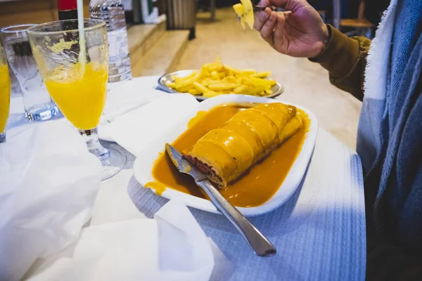 Traditional Portuguese hot dog — Stock Photo, Image