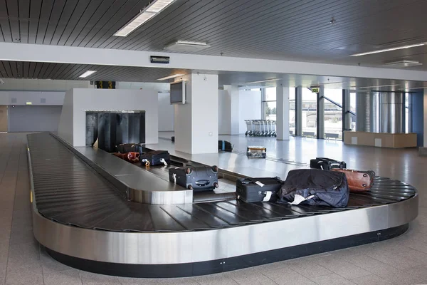 Reclamación Equipaje Del Aeropuerto Tallin Estonia —  Fotos de Stock