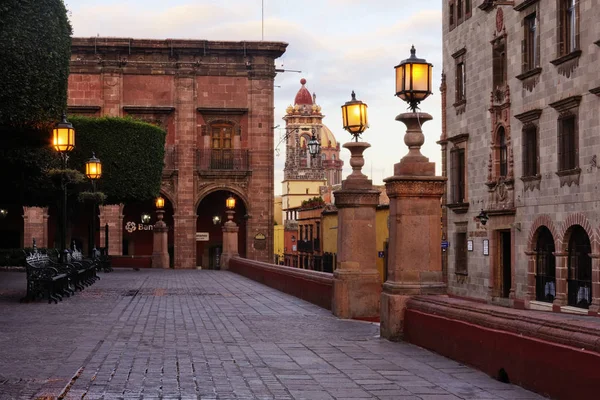 Кирпичная Улица Старыми Домами Гуанахуато Мексика — стоковое фото