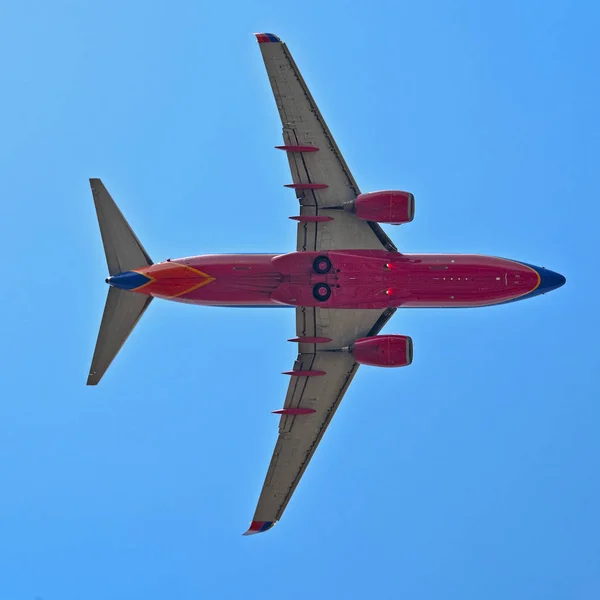 Seattle Washington Abd Uçan Jet Uçağının Düşük Açı Görünümü — Stok fotoğraf