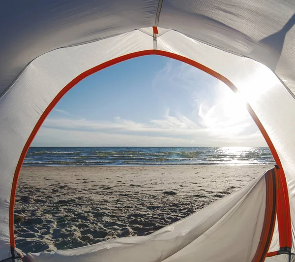 Open Camping Tent Door Beach Backlit — Stock Photo, Image