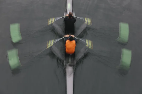 Blurred Motion Overhead View Double Scull Boat Two Oarsmen Sculling — Stock Photo, Image