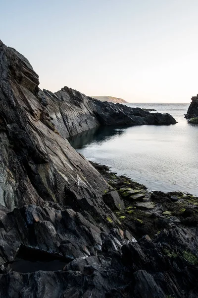 Rocky Cliffs Grown Green Grass Pembrokeshire Coast Wales — Stock Photo, Image