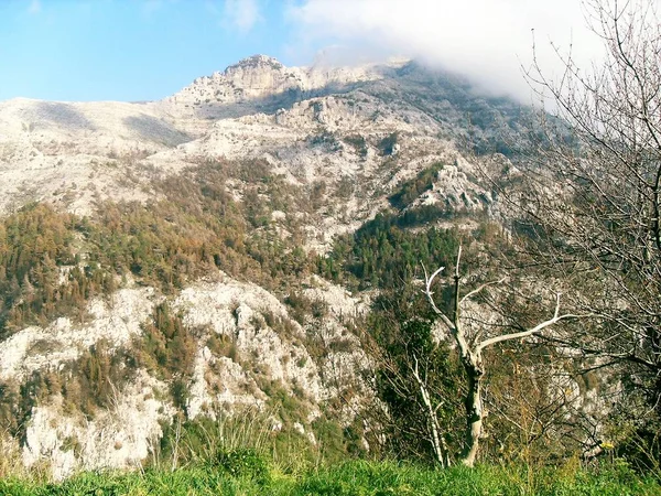 Mount Faito Dominuje Castellammare Stabia — Zdjęcie stockowe