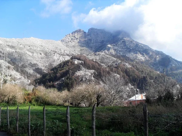Mount Faito, İtalya Sorrento kıyısında
