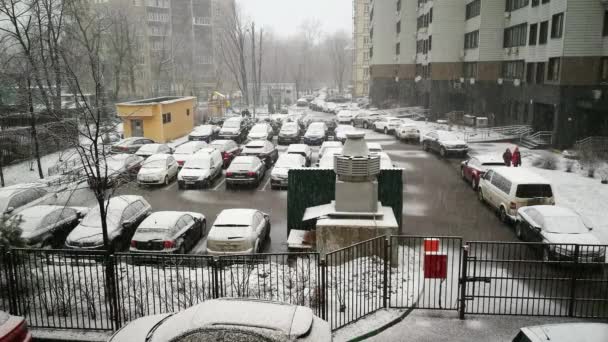 March 2019 Moscow Russia Snowfall Parking Lot Residential Building — Stock Video