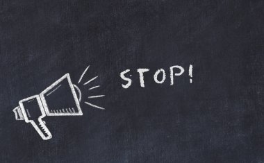 Tebeşir tahtası kroki hoparlör ve cümle stop