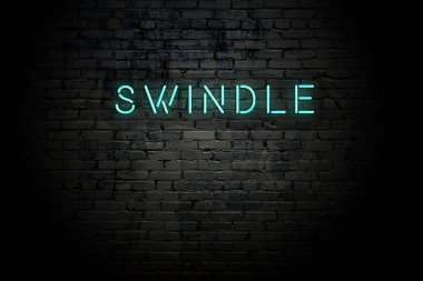 Neon yazıtlı vurgulu tuğla duvar