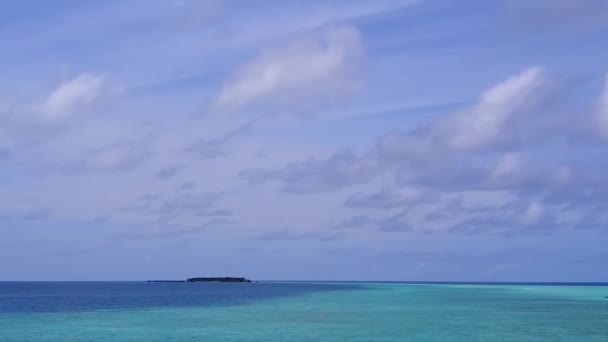 Aerial sky of idyllic bay beach trip by blue ocean and white sandy background — Stock Video