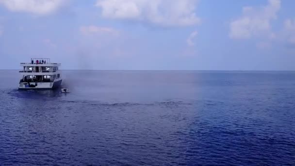 Vzdušné drone textura exotické moře pohled na pláž čas od modré zelené moře a bílý písek pozadí — Stock video