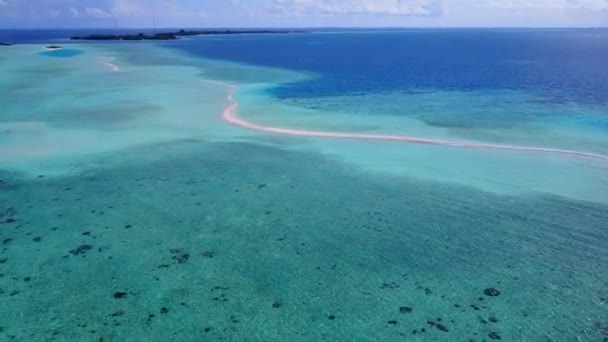 Aereo drone paesaggio marino di lusso resort spiaggia pausa da blu oceano e sabbia bianca sfondo — Video Stock
