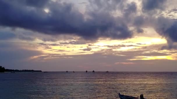 Drohne Textur der Meeresküste Strand Zeit von türkisfarbenem Meer und weißem Sandhintergrund — Stockvideo