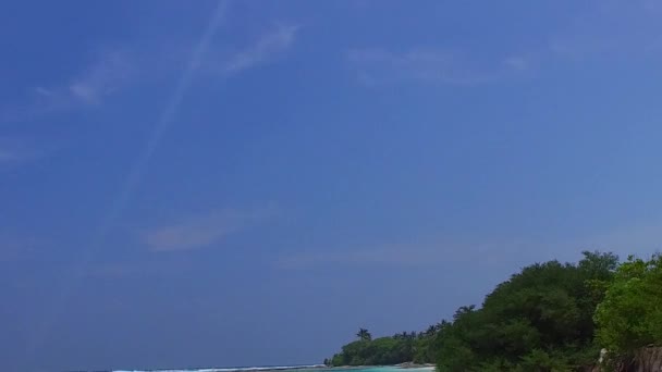 Romantico astratto di paradiso baia spiaggia viaggio da oceano poco profondo e sfondo di sabbia bianca vicino a banco di sabbia — Video Stock