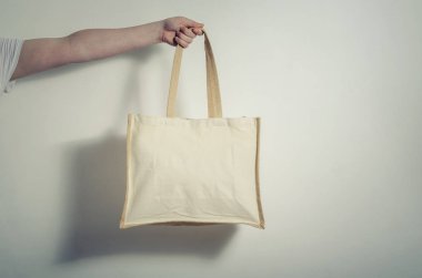 Mock-up pamuk el yapımı Eko elinde çanta alışveriş