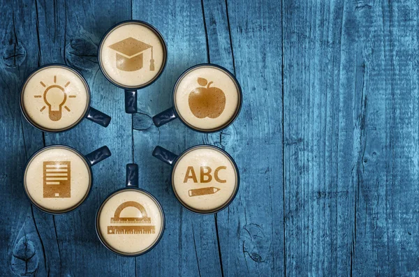 Tazas Café Con Diferentes Símbolos Icono Que Representan Idea Educación —  Fotos de Stock