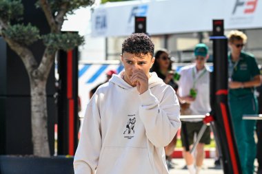 İtalya GP GP GP F1 2025, 7 Eylül 2025, Monza, İtalya - Red Bull için Formula 1 Isack Hadjar sürücüsü