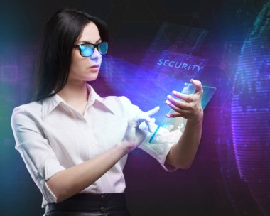 İş, teknoloji, Internet ve ağ kavramı. Geleceğin sanal bir ekranda çalışan genç bir girişimci ve yazıt görür: güvenlik