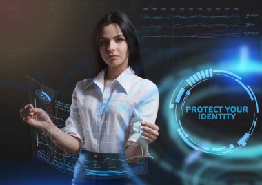 İş, teknoloji, Internet ve ağ kavramı. Geleceğin sanal bir ekranda çalışan genç bir girişimci ve yazıt görür: Kimliğinizi korumak