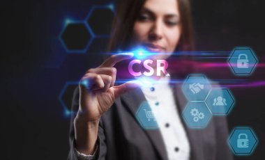 İş, Teknoloji, İnternet ve ağ konsepti. Genç işadamı geleceğin sanal ekranı üzerinde çalışıyor ve yazıyı görüyor.: 