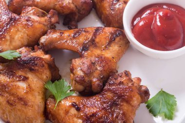 ızgara tavuk kanadı