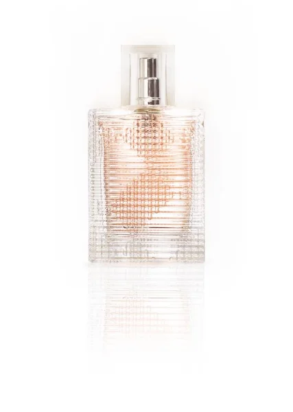 白い背景に香水瓶のレイアウト — ストック写真