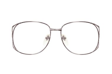 Bir portreye başvurmak için beyaz arkaplanda izole edilmiş gözlük