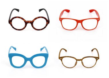 Bir portre üzerine başvurmak için beyaz arkaplanda izole edilmiş gözlük seti