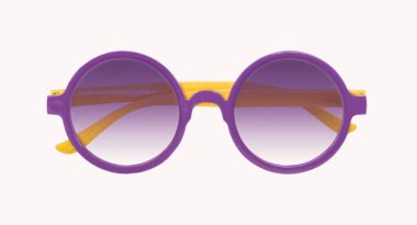 Bir portreye başvurmak için beyaz arkaplanda izole edilmiş güneş gözlükleri