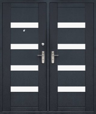 Çift girişli metal kapılar beyaz arkaplanda izole edilmiş.