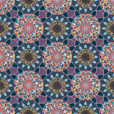 Renkli farklı renk seçenekleri sunan mozaik mandala arka plan