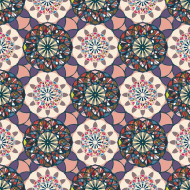 Renkli farklı renk seçenekleri sunan mozaik mandala arka plan