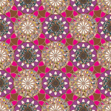 Renkli farklı renk seçenekleri sunan mozaik mandala arka plan