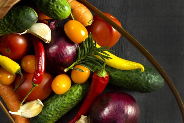 Sebze sağlıklı gıda ürünüdür.